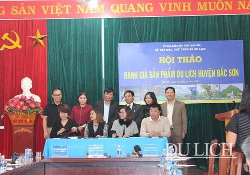Trong dịp này, các doanh nghiệp du lịch lữ hành đã thực hiện ký kết hợp tác kết nối tour tuyến và khai thác sản phẩm du lịch trên địa bàn huyện Bắc Sơn.